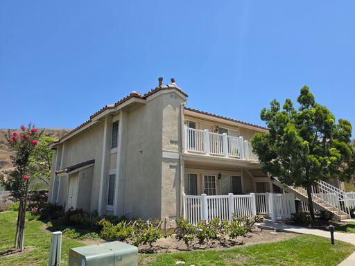 Beautiful One BedroomOneo Bathroom Condo