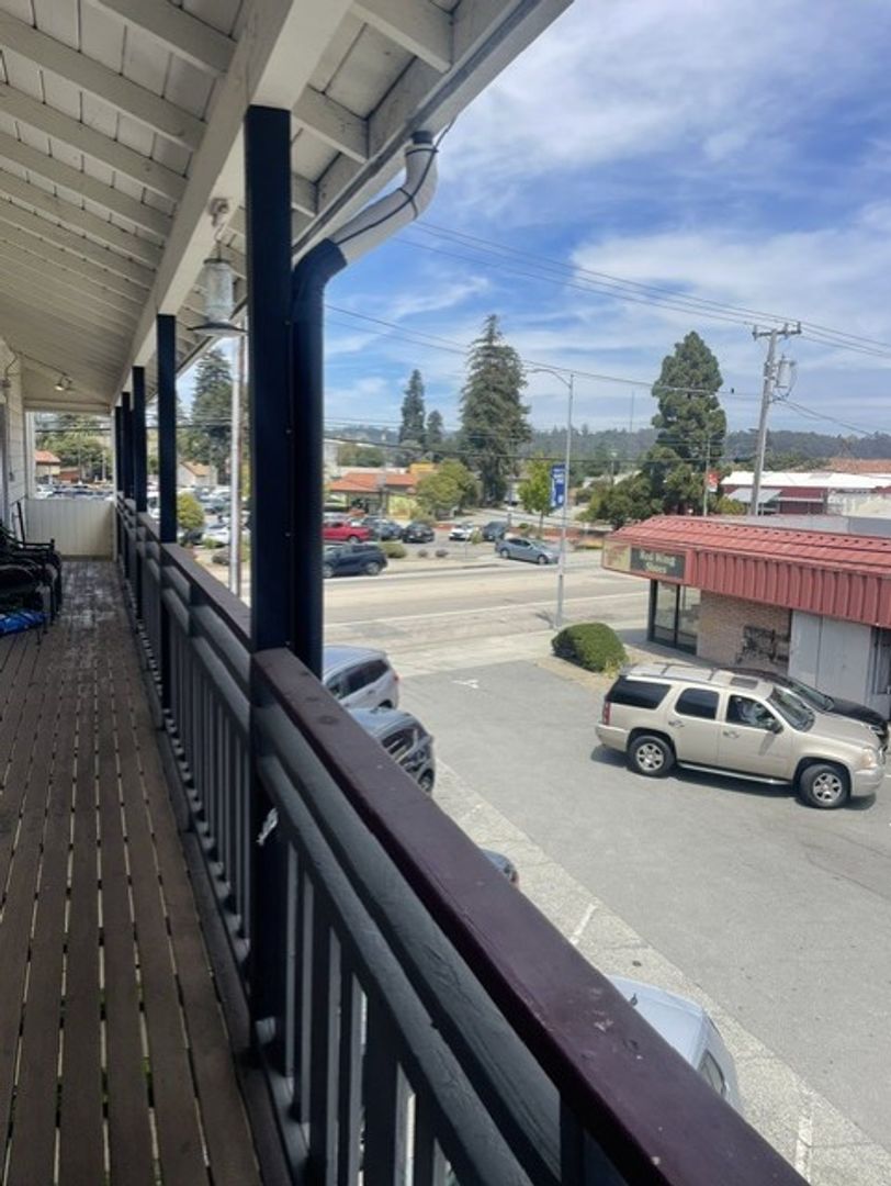 Santa Cruz Apartment: 912 Soquel Ave.