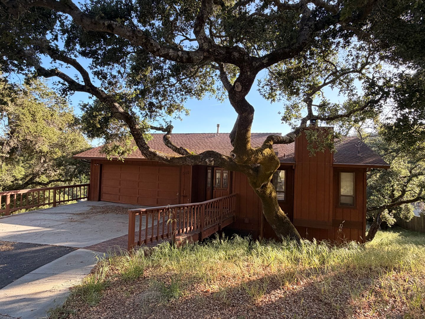 Ben Lomond House: 540 Noteware Dr.