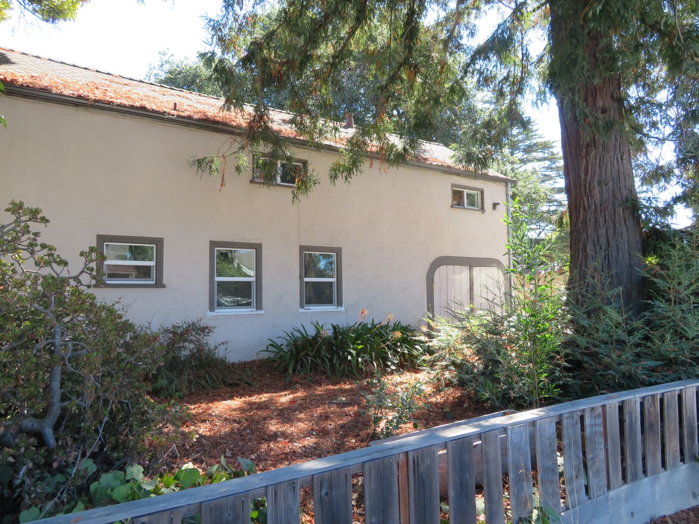 Santa Cruz Apartment: 320 - 328 California Street