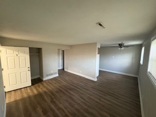 Renovated 1 Bedroom 1 Bath Apartment Home – photo 1