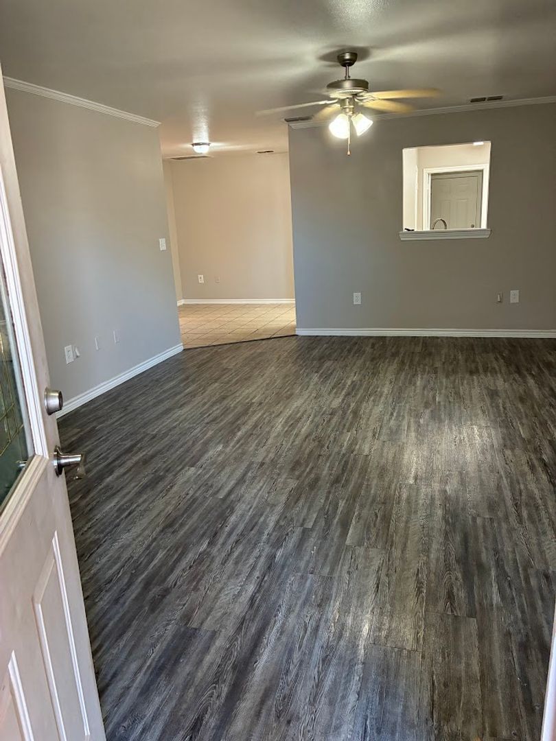 Lubbock Apartment: 602 N. Belmont Ave.