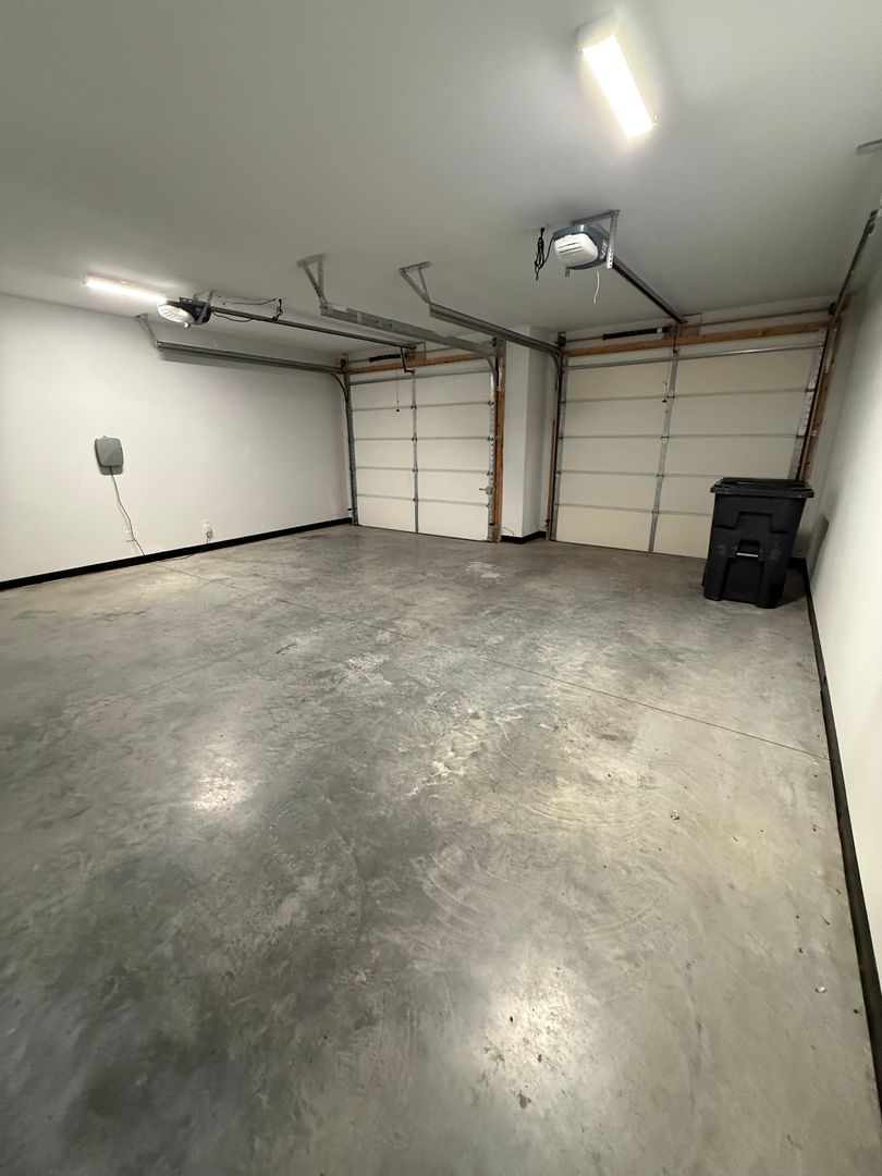 Pittsburg Apartment: 102B Creekside Way