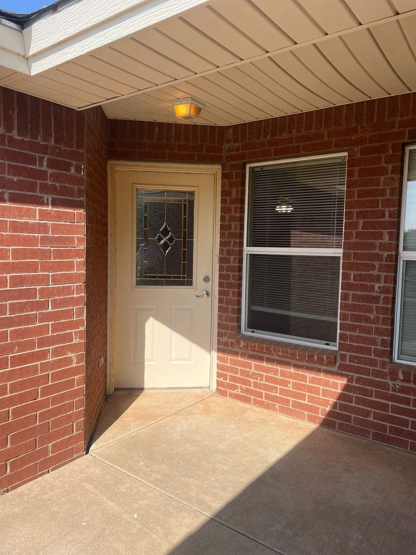 Lubbock Apartment: 602 N. Belmont Ave.