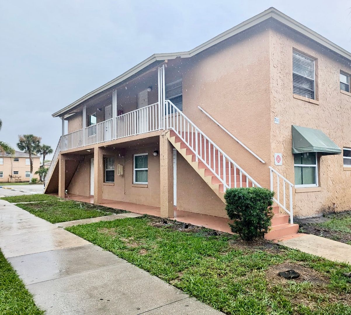 Saint Cloud House: 710 Michigan Ct