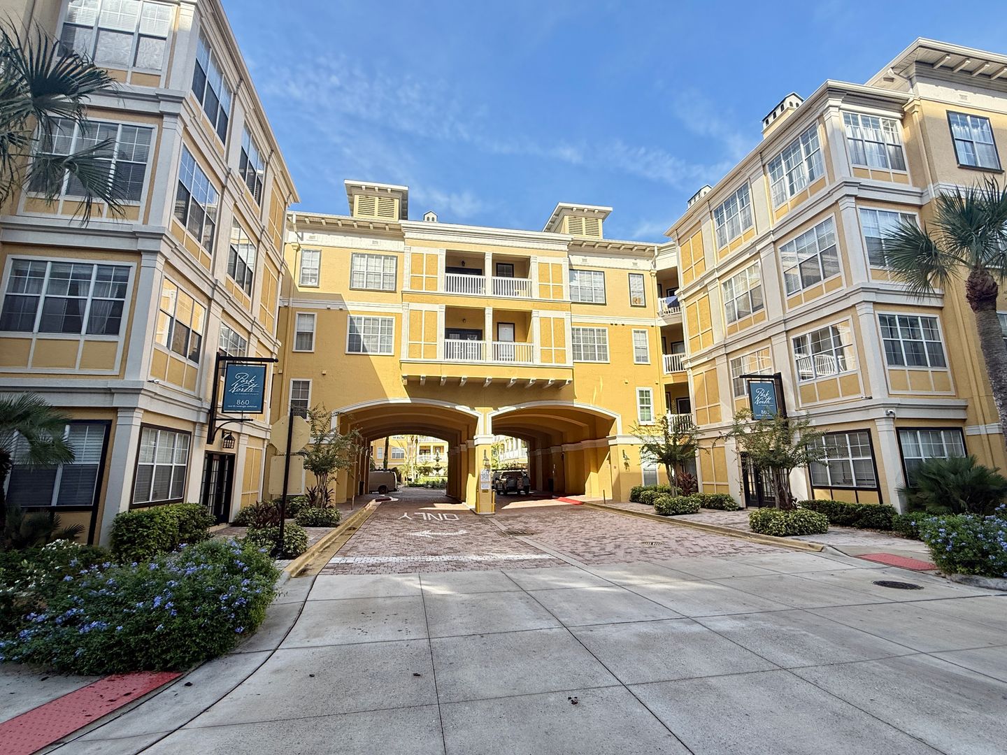 Orlando Condo: 860 N Orange Ave
