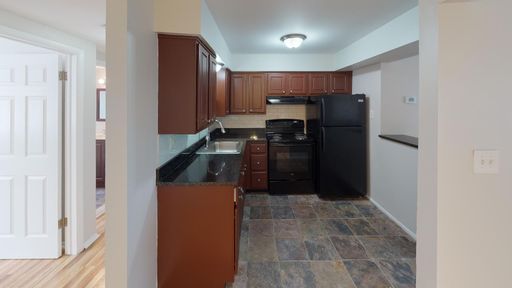 Downtown Royal Oak - Renovated 1 Bedroom – photo 1