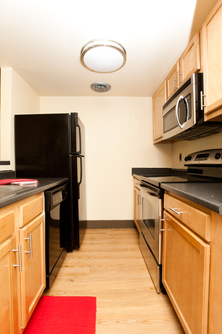 Lexington Apartment: 1143 Turkey Foot Road