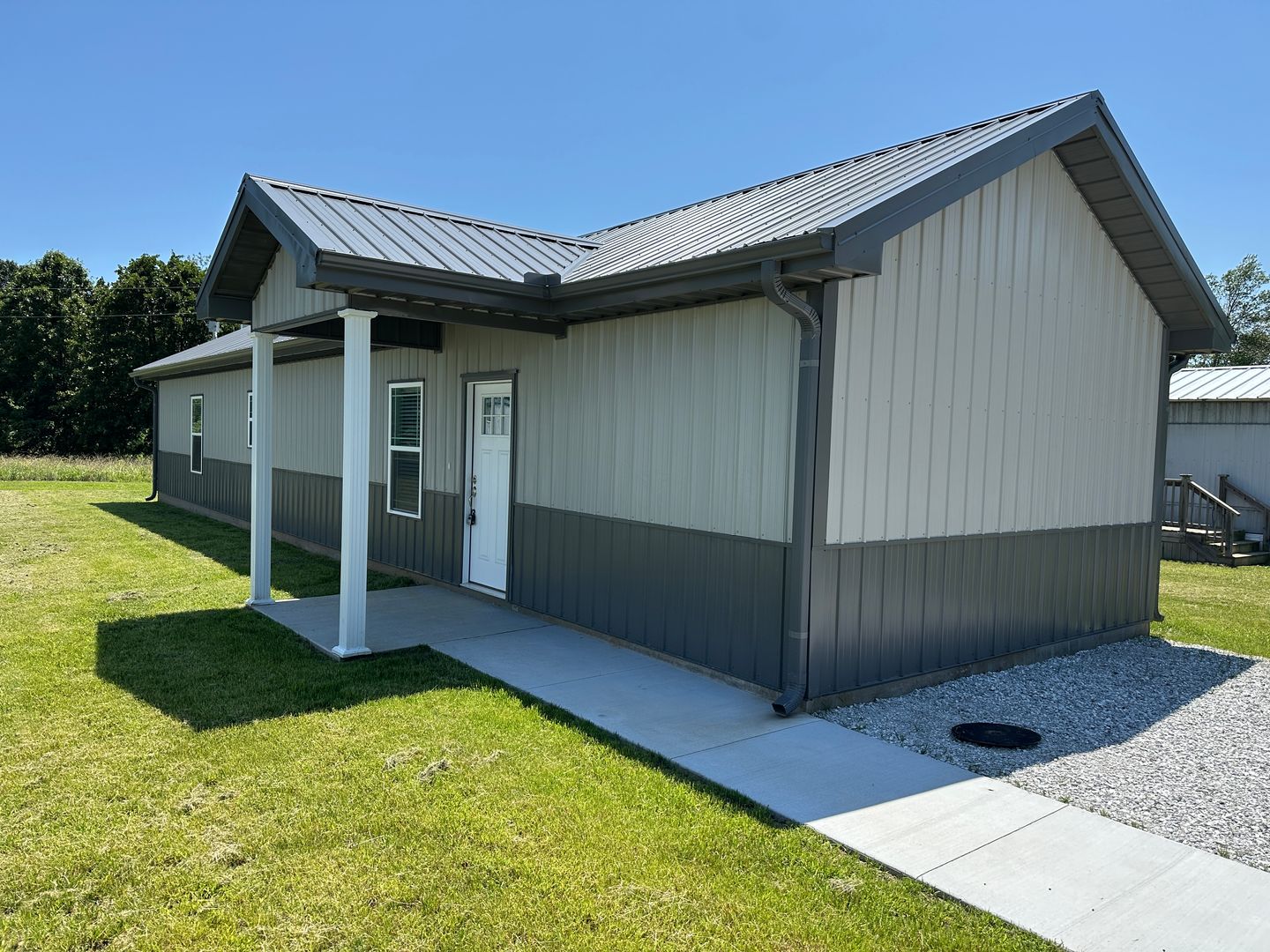 Neosho House: 7375 Hercules Lane