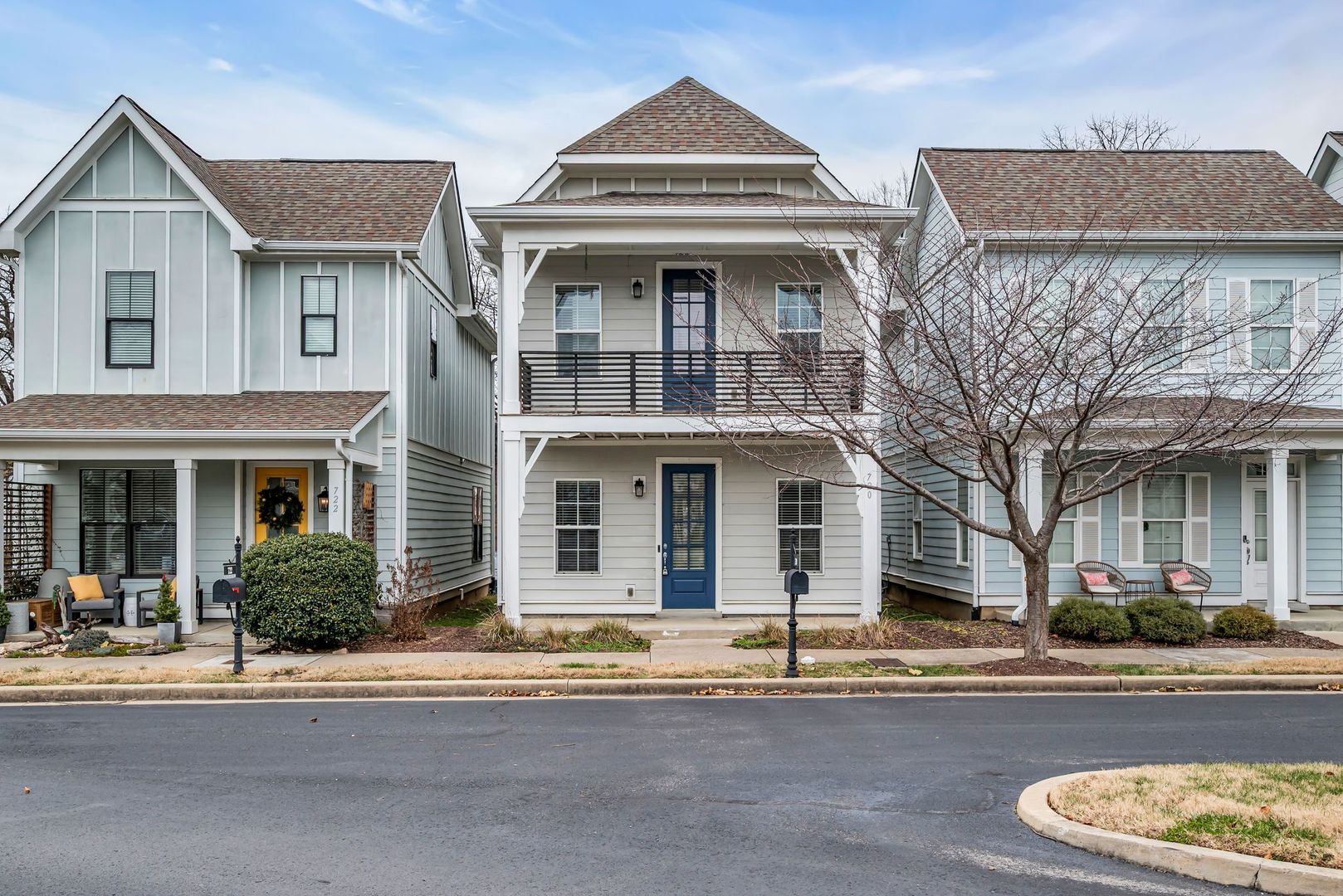 Nashville House: 720 Cottage Park Drive