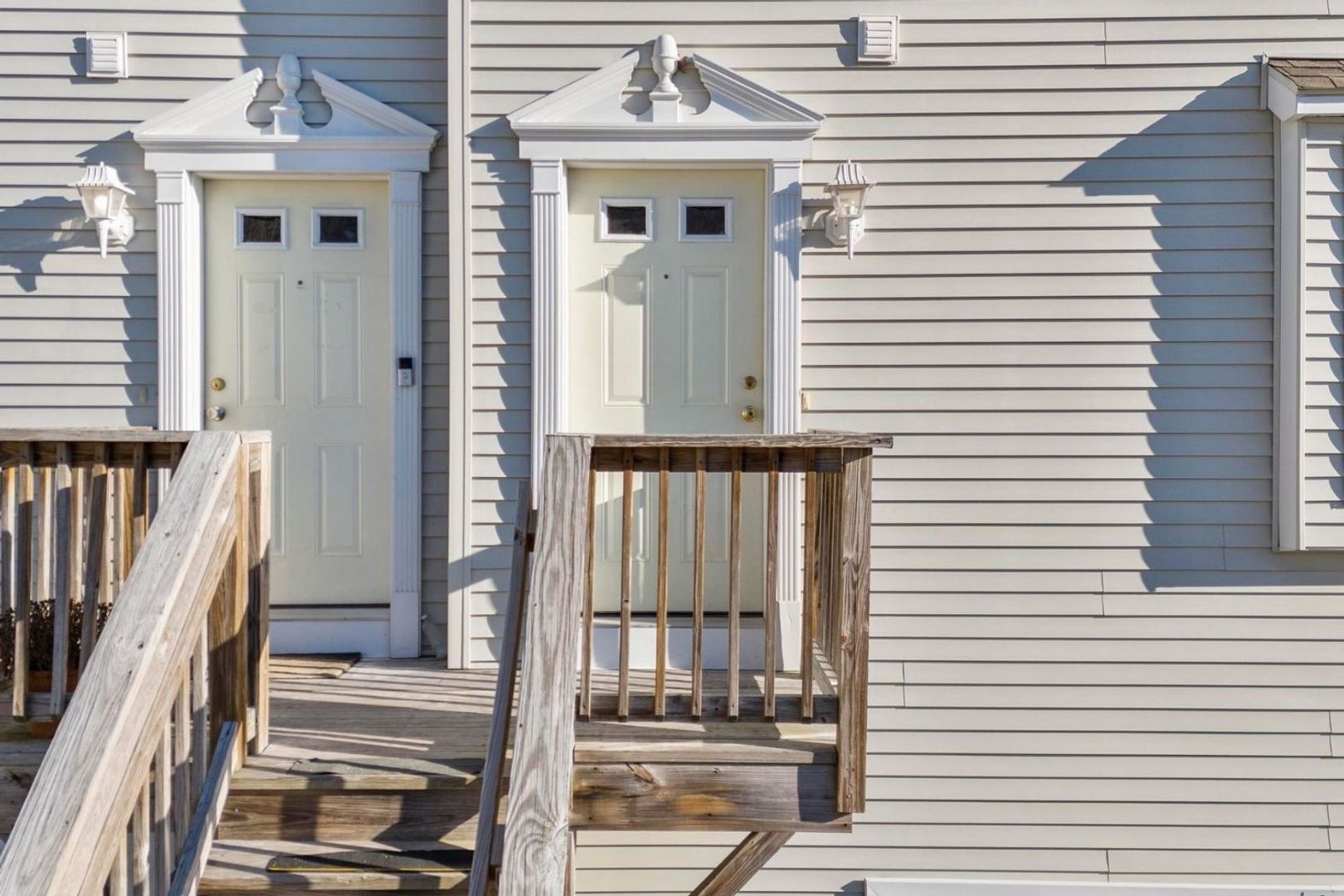 Hamden Townhome: 190 Pine Rock Ave