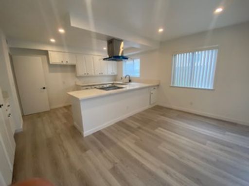 Spacious Two Beds and Two Baths Apartment at the center of Arcadia. – photo 1