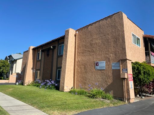 Remodeled 2 bedrooms and 1 bath unit