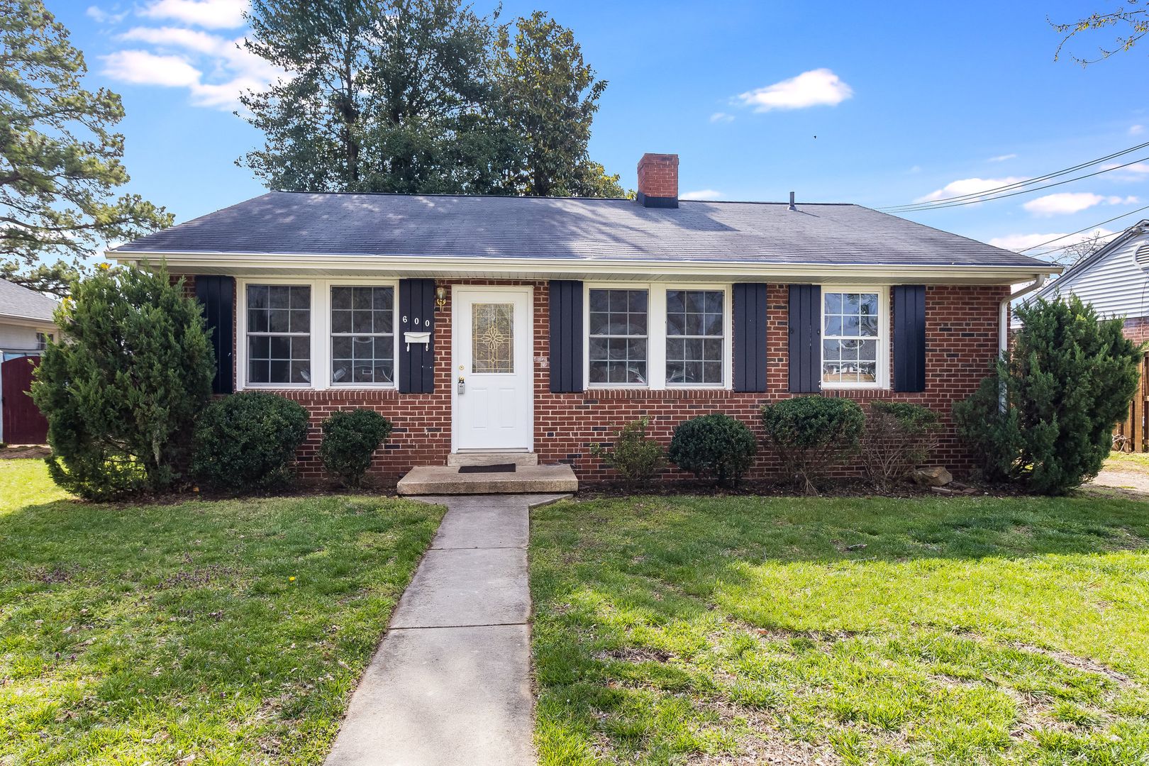 Fredericksburg House: 600 Woodford Street