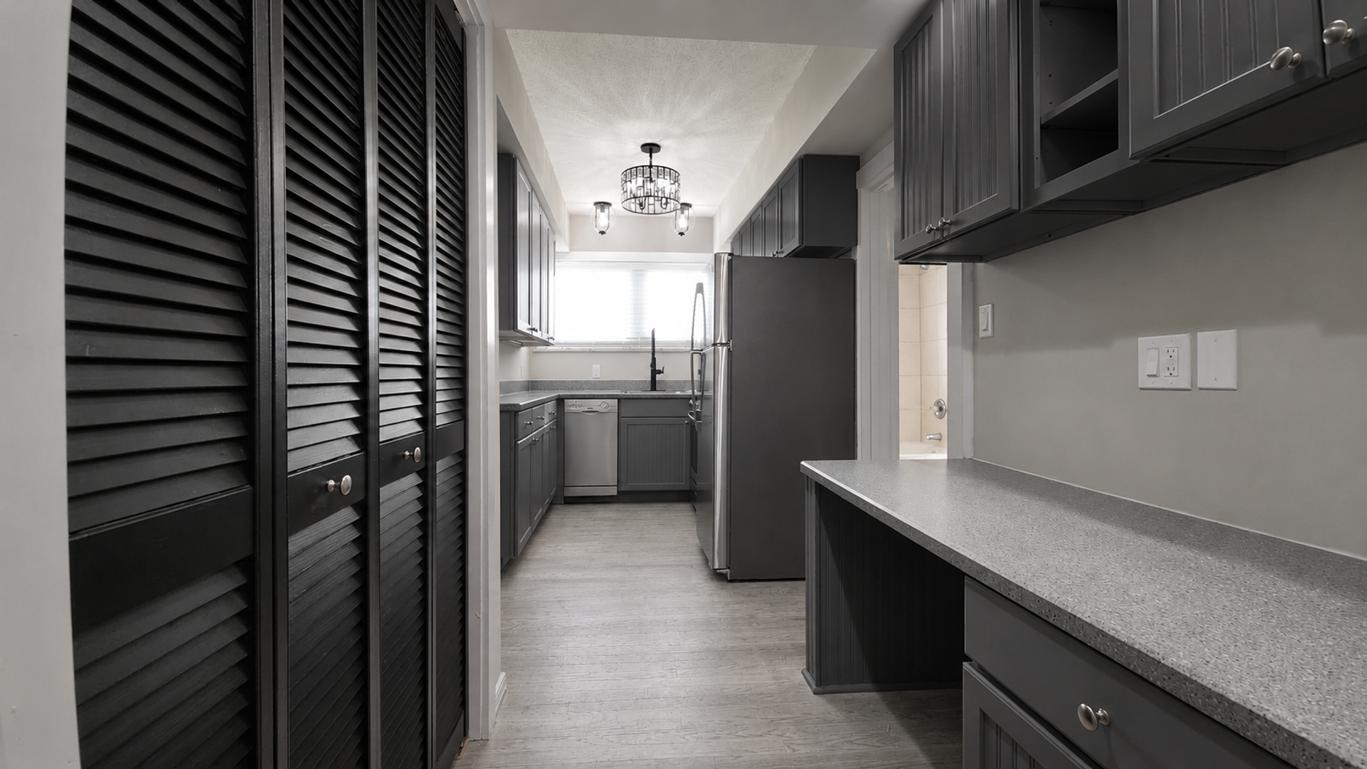 Clayton Apartment: 6411 Alamo Ave