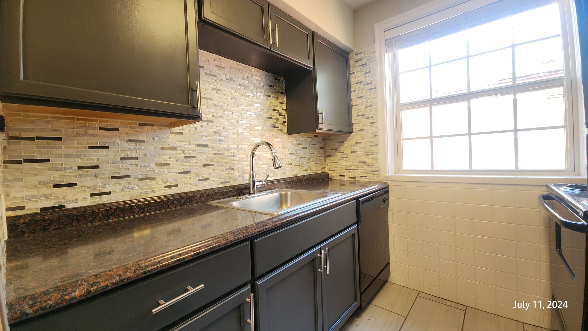 St. Louis Apartment: 6328 Sutherland