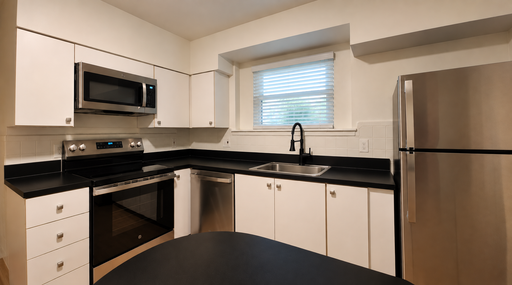 Large 2 bedroom apartment*Moorlands*Clayton*Walkable Neighborhood*In Unit Washer and Dryer – photo 1