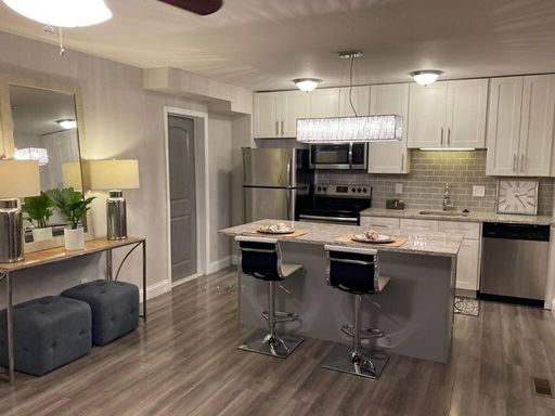 Anic Groves***Luxurious Updates Throughout***Location***In Unit Laundry***