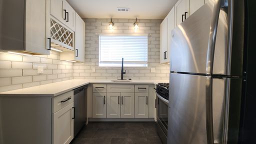 Anic Enterprises*Prime Location * The Moorlands * Huge Two Bedroom, One Bath * Modern Updates and Amenities