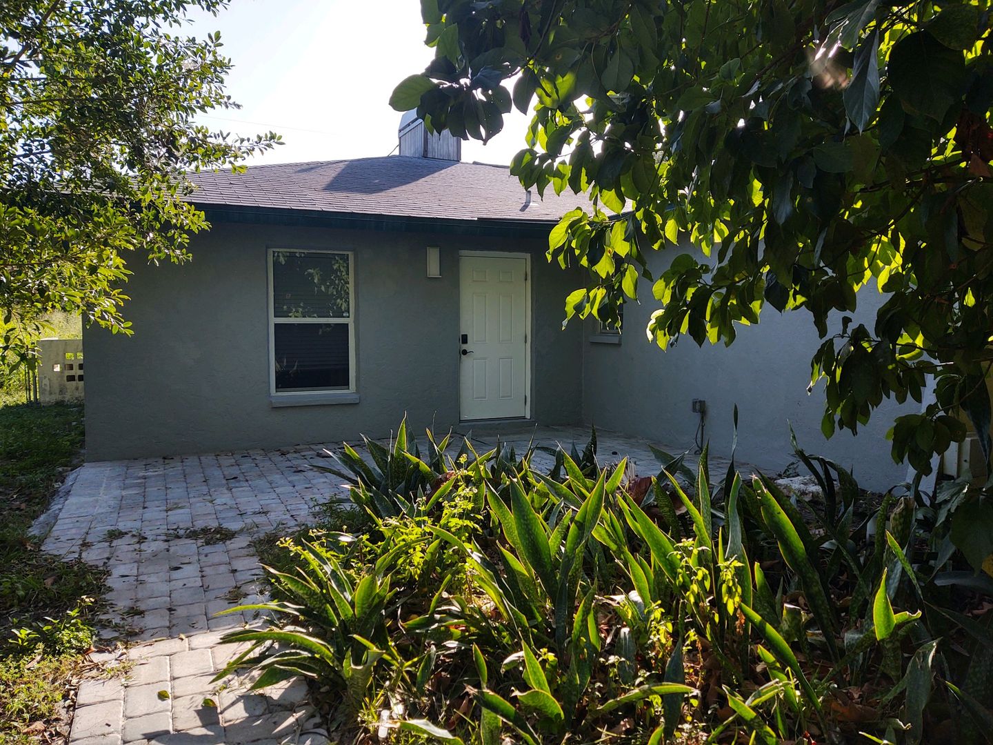 Sarasota Apartment: 2208 N Lockwood Ridge Rd