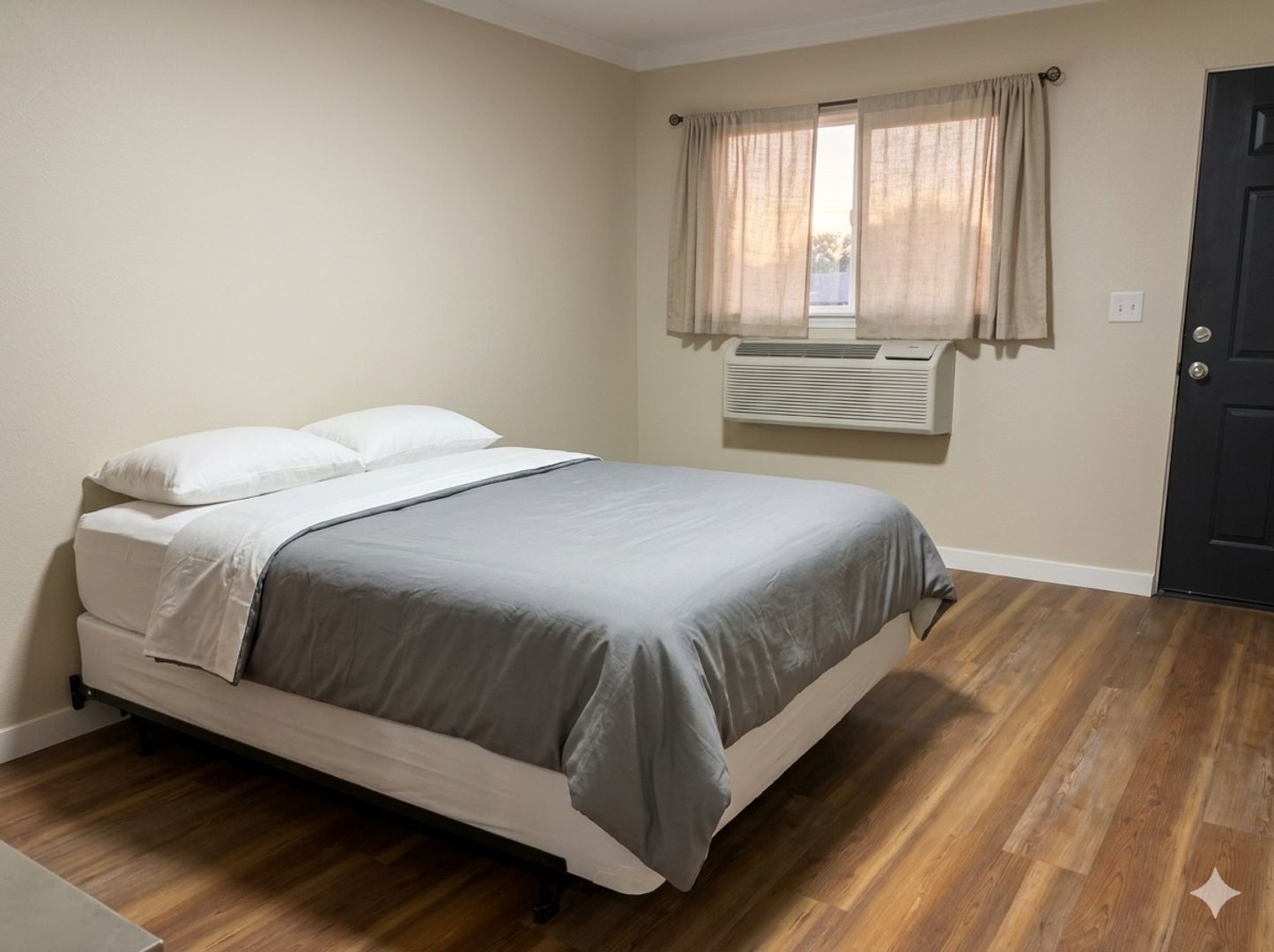 Orofino Apartment: 10560 Hwy. 12