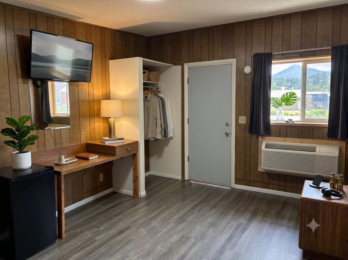 Kamiah Apartment: 216 3rd St.