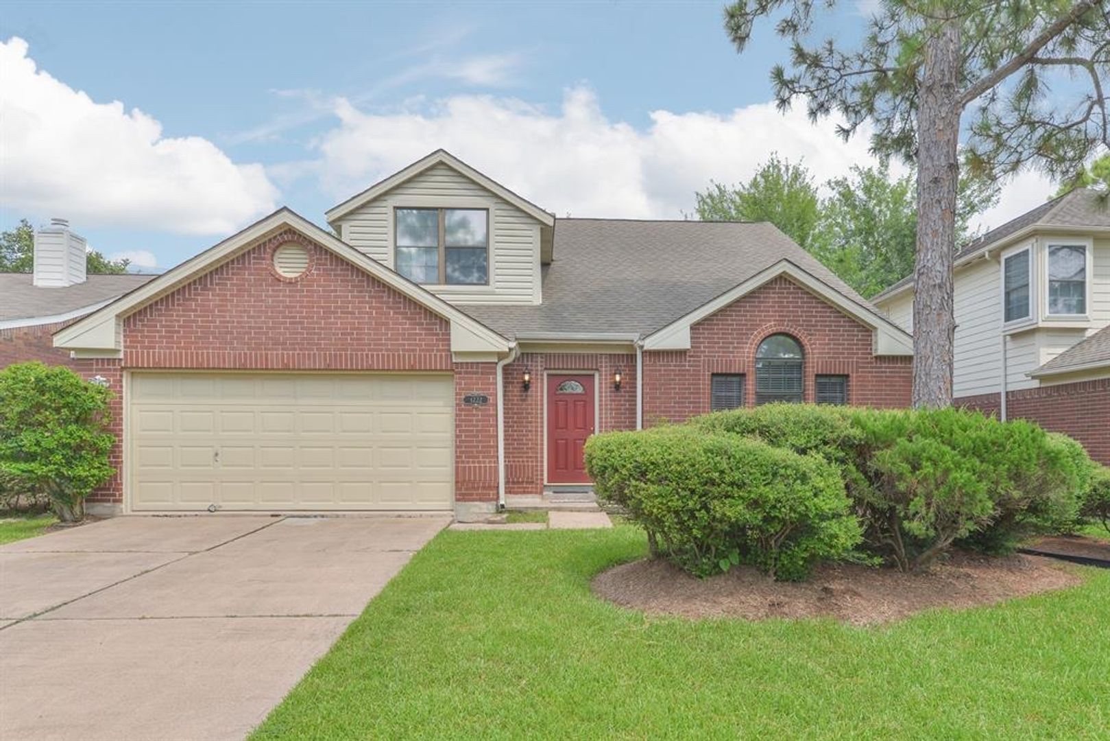 Houston House: 1222 Mabry Mill Rd