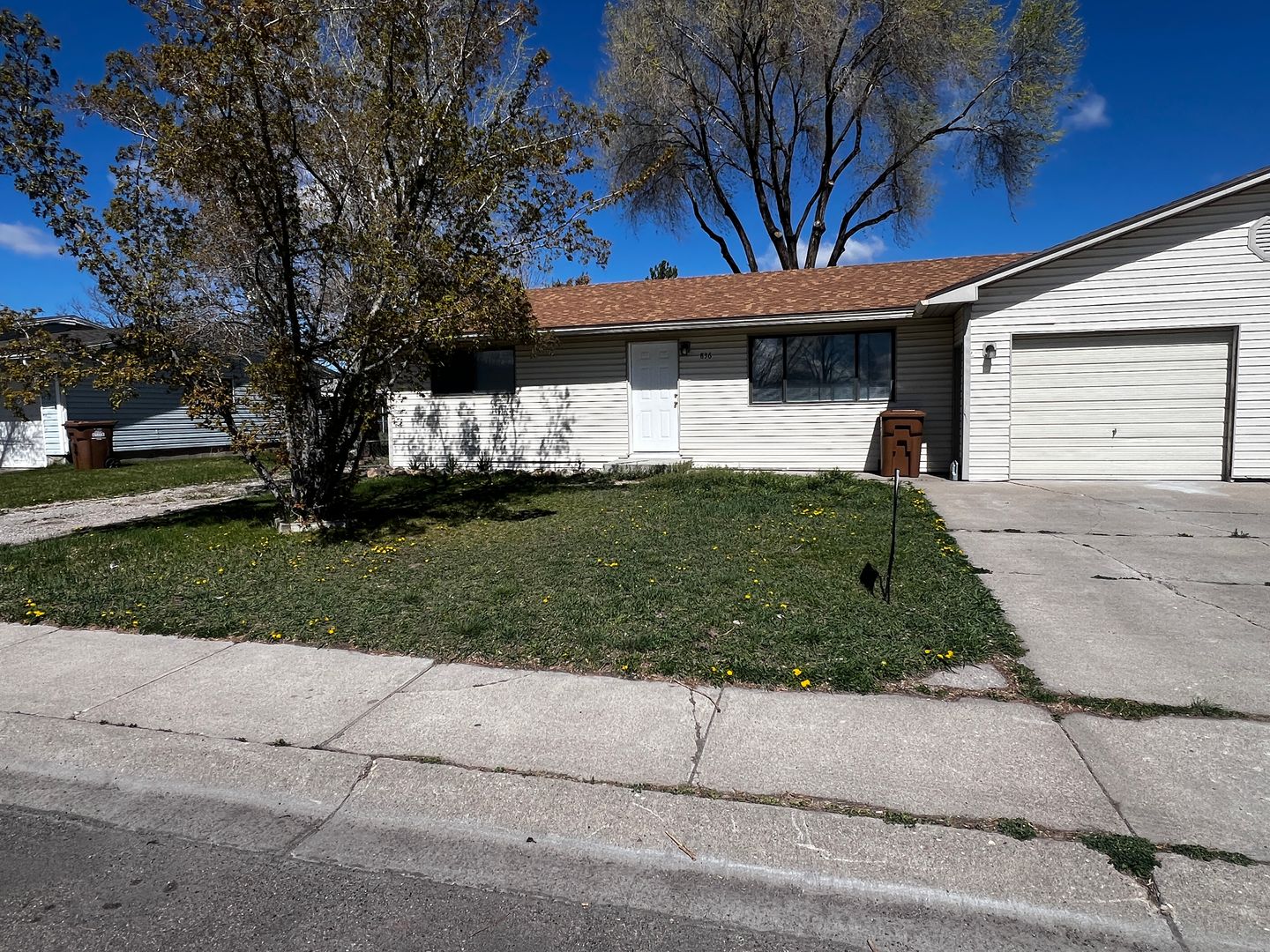 Chubbuck Apartment: 834 and 836 Boyd