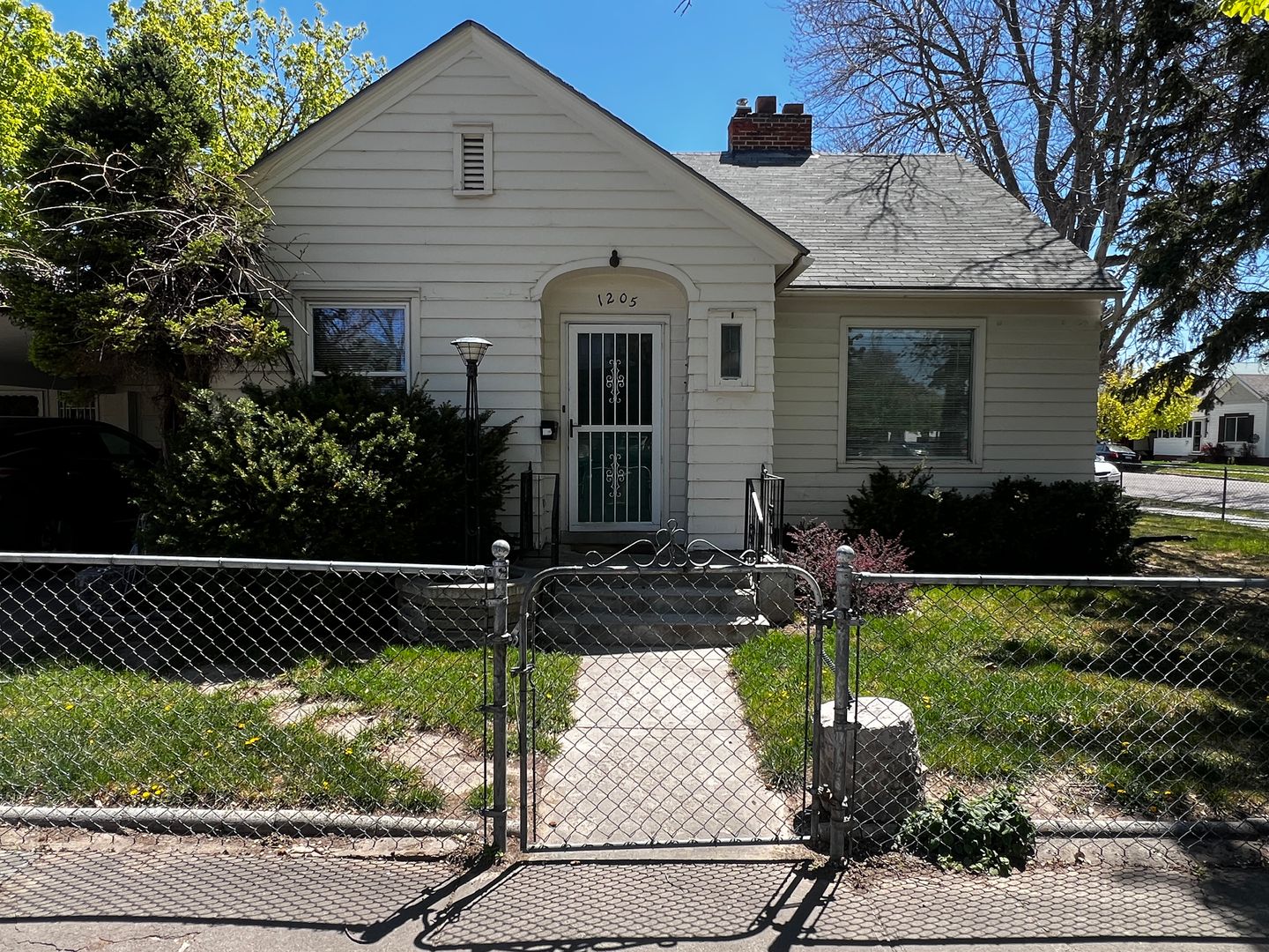 Pocatello Apartment: 1205 E Fremont