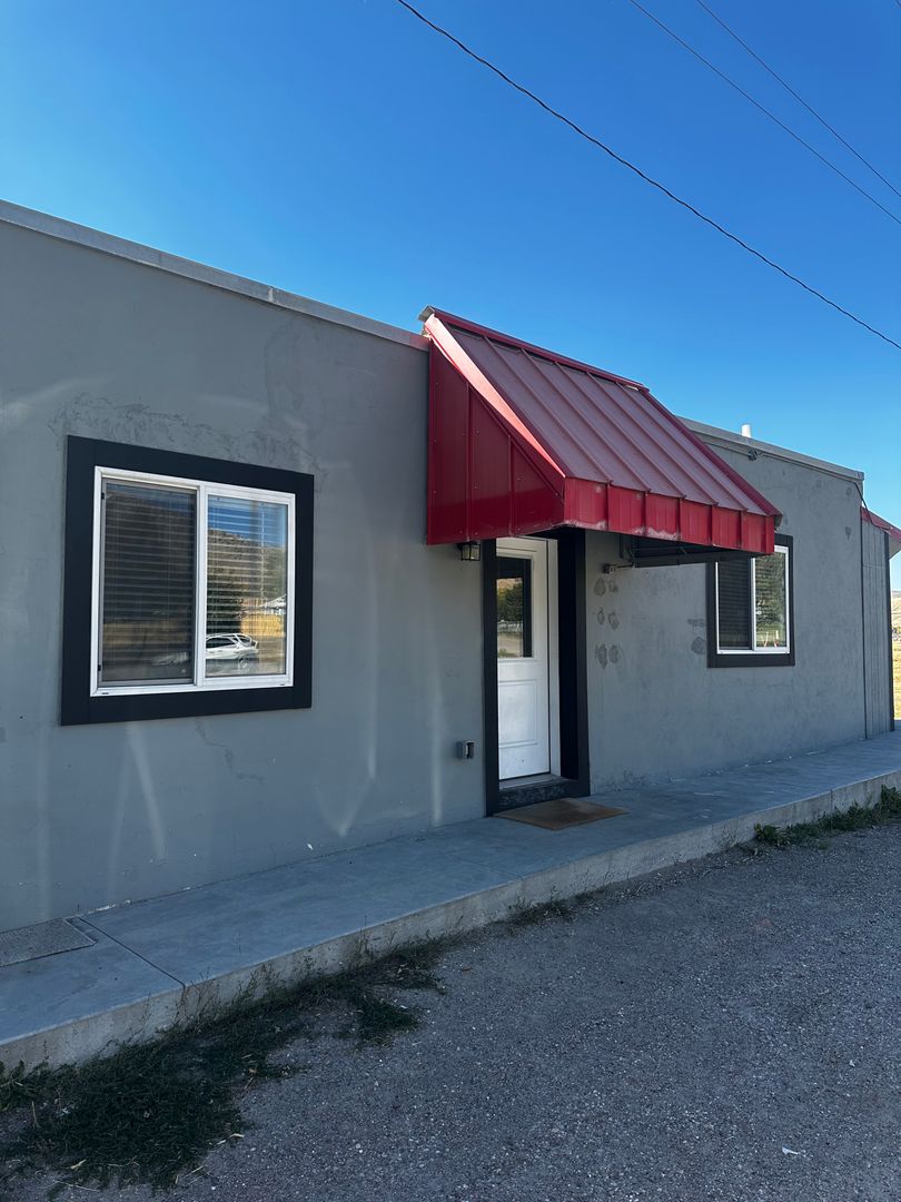 Inkom House: 291 Highway 30 E