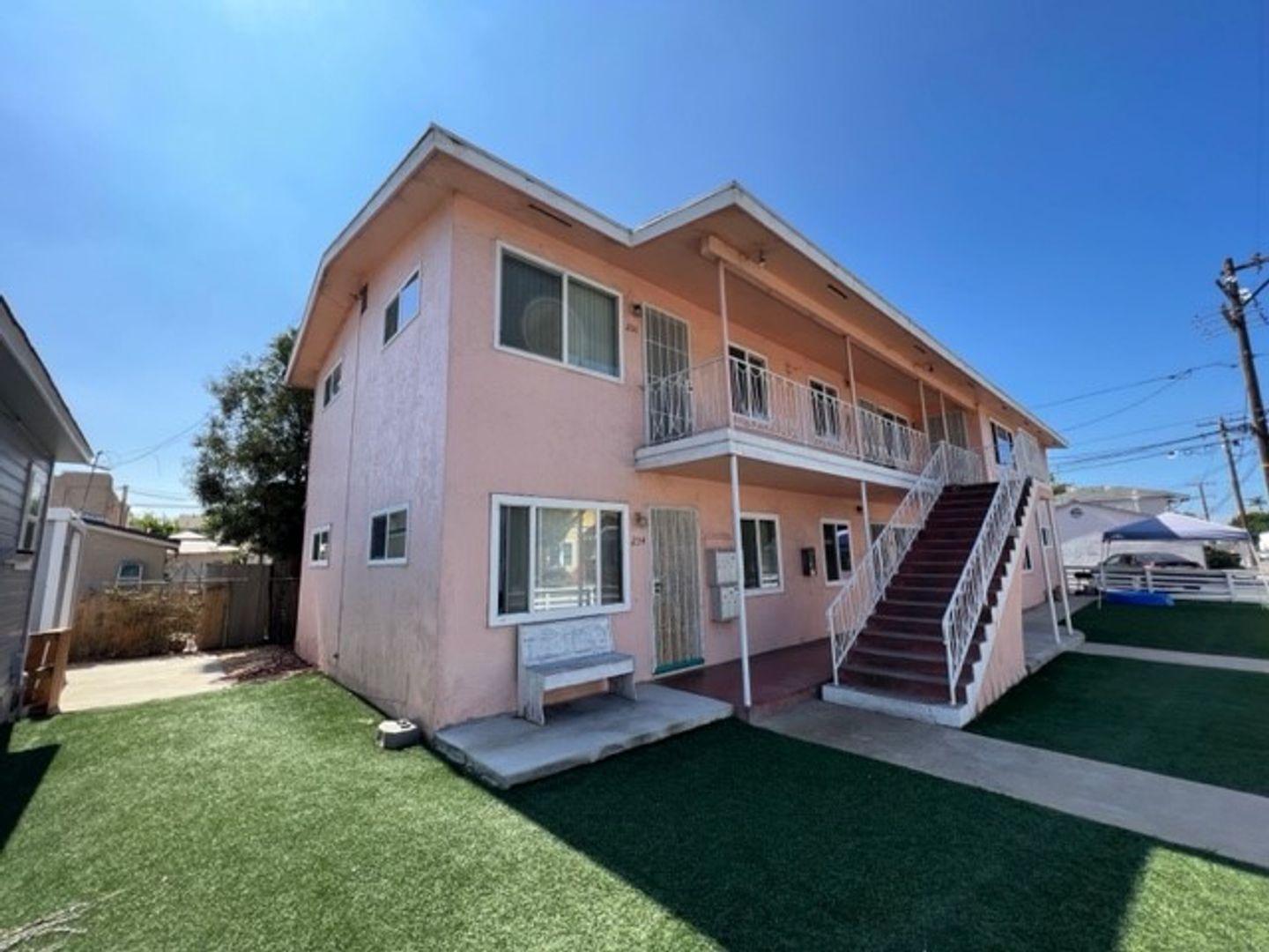 Chula Vista Apartment: 252-264 Davidson St.