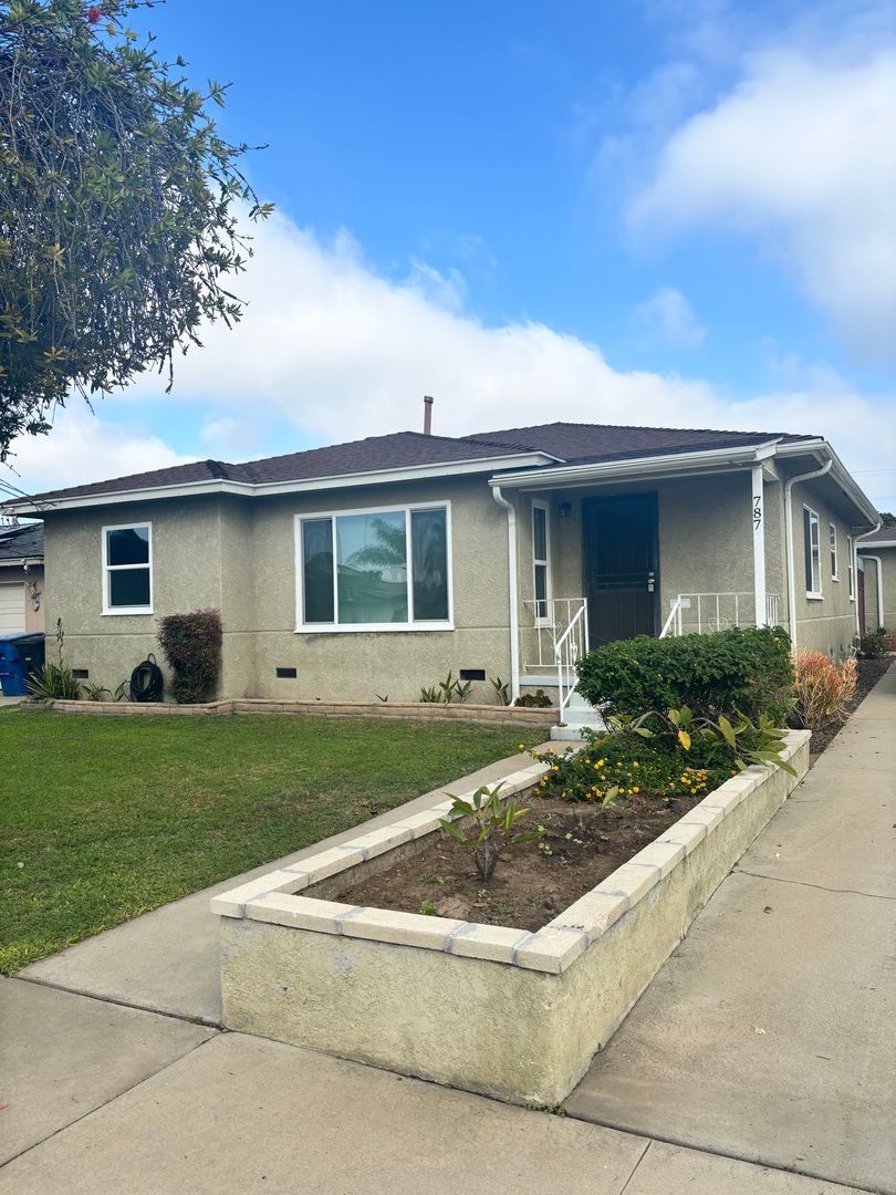 Chula Vista House: 787 Date Ave.