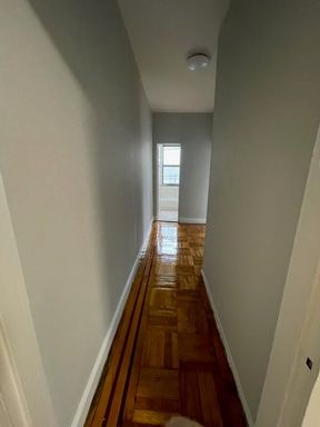 2 Bedroom Rental – 29-06 21st Ave, # 1A, Astoria, NY 11105