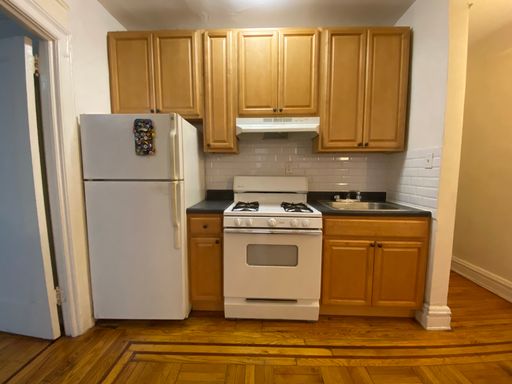 80-20 Broadway - 1K