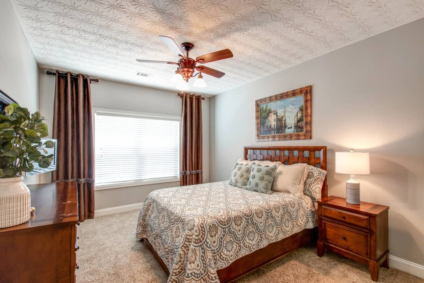 Warner Robins Apartment: 301 S. Corder Rd