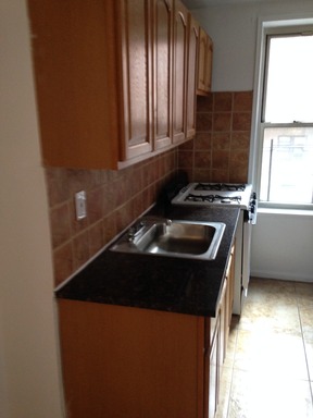 65-62 SAUNDERS STREET - 3A
