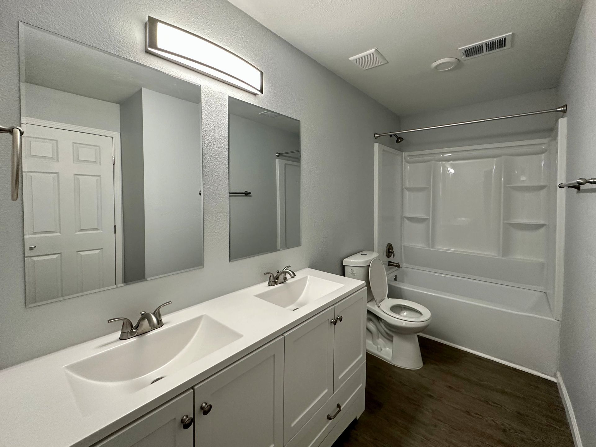 Anthos at Pinewood Manor LLC 10 of 12