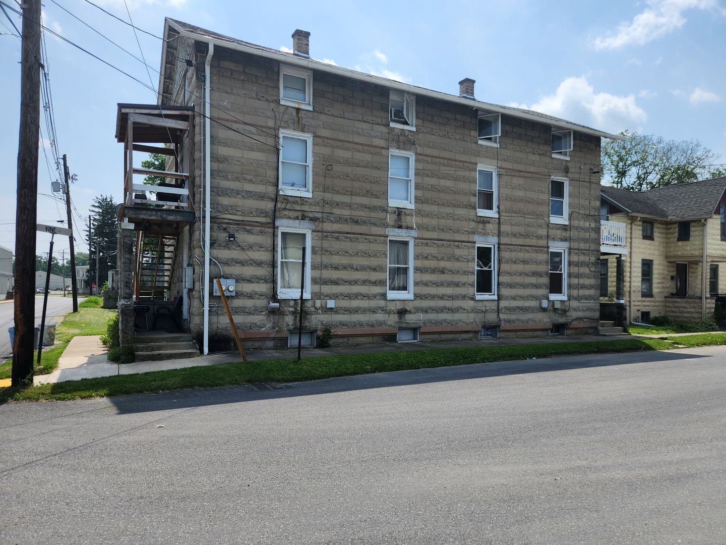 200-208 W. Vine Street
