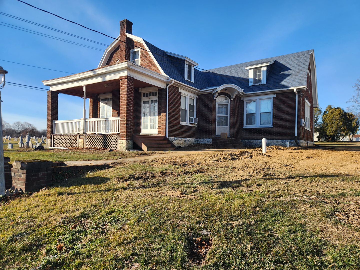 Chambersburg Apartment: 651 Lincoln Way West