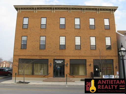 11 N. Carlisle Street, Apt. 303