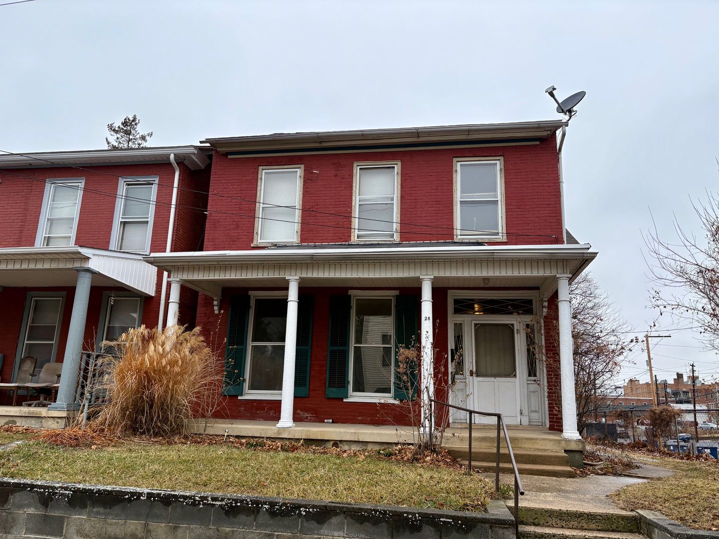 Waynesboro Apartment: 28 S. Church St.