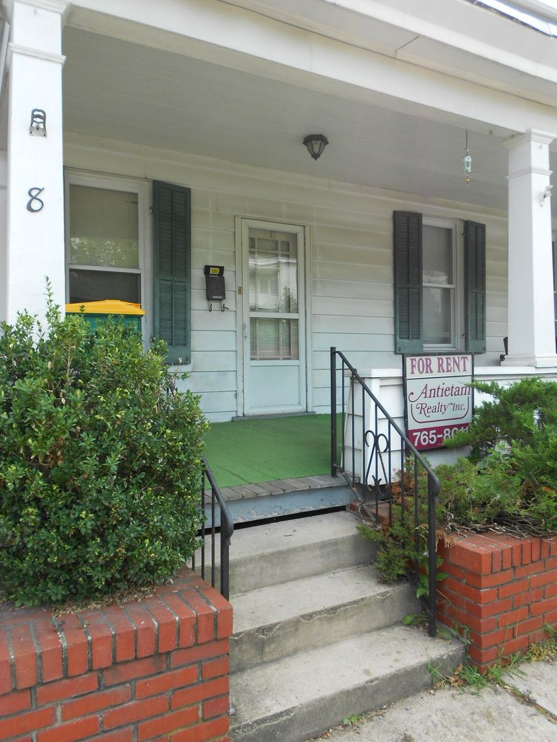 Waynesboro Apartment: 6-8 E. Third Street