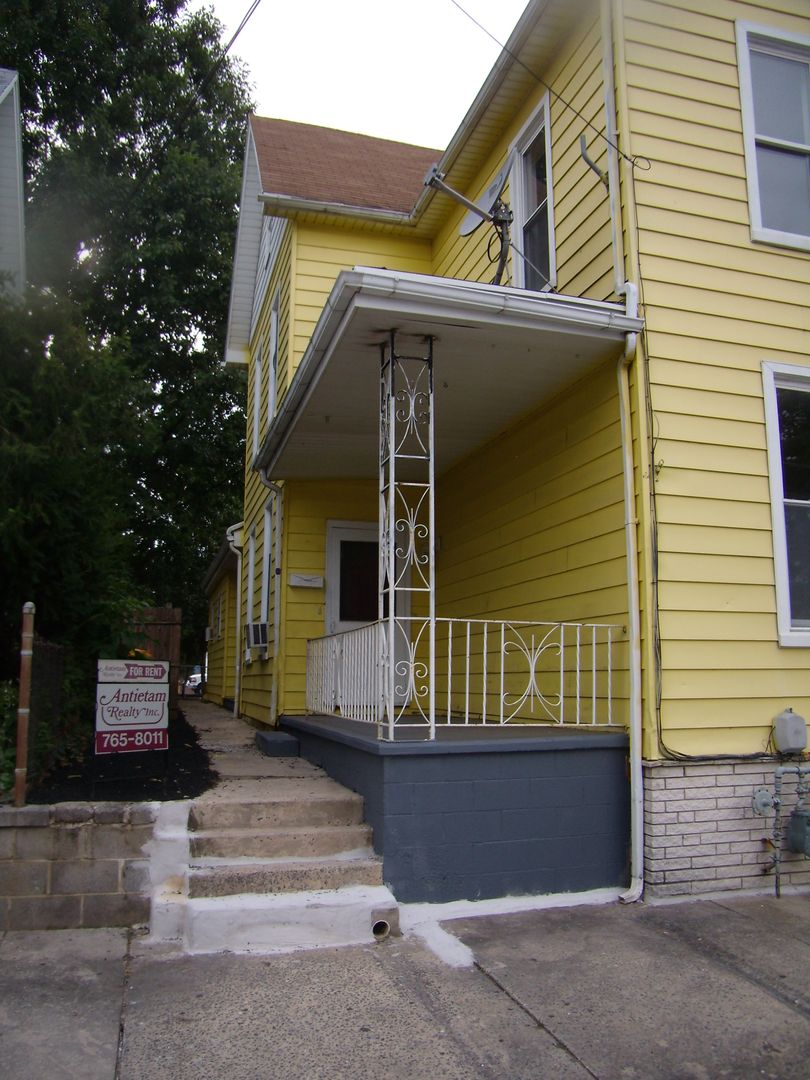 Waynesboro Apartment: 14 S. Franklin St.