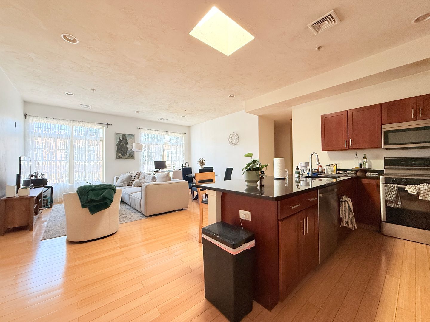 Boston Apartment: 9 Gardner Street