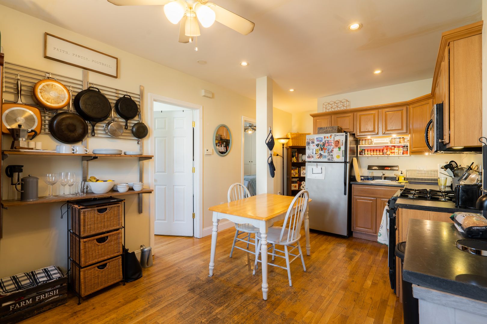 Somerville Apartment: 328 Beacon Street