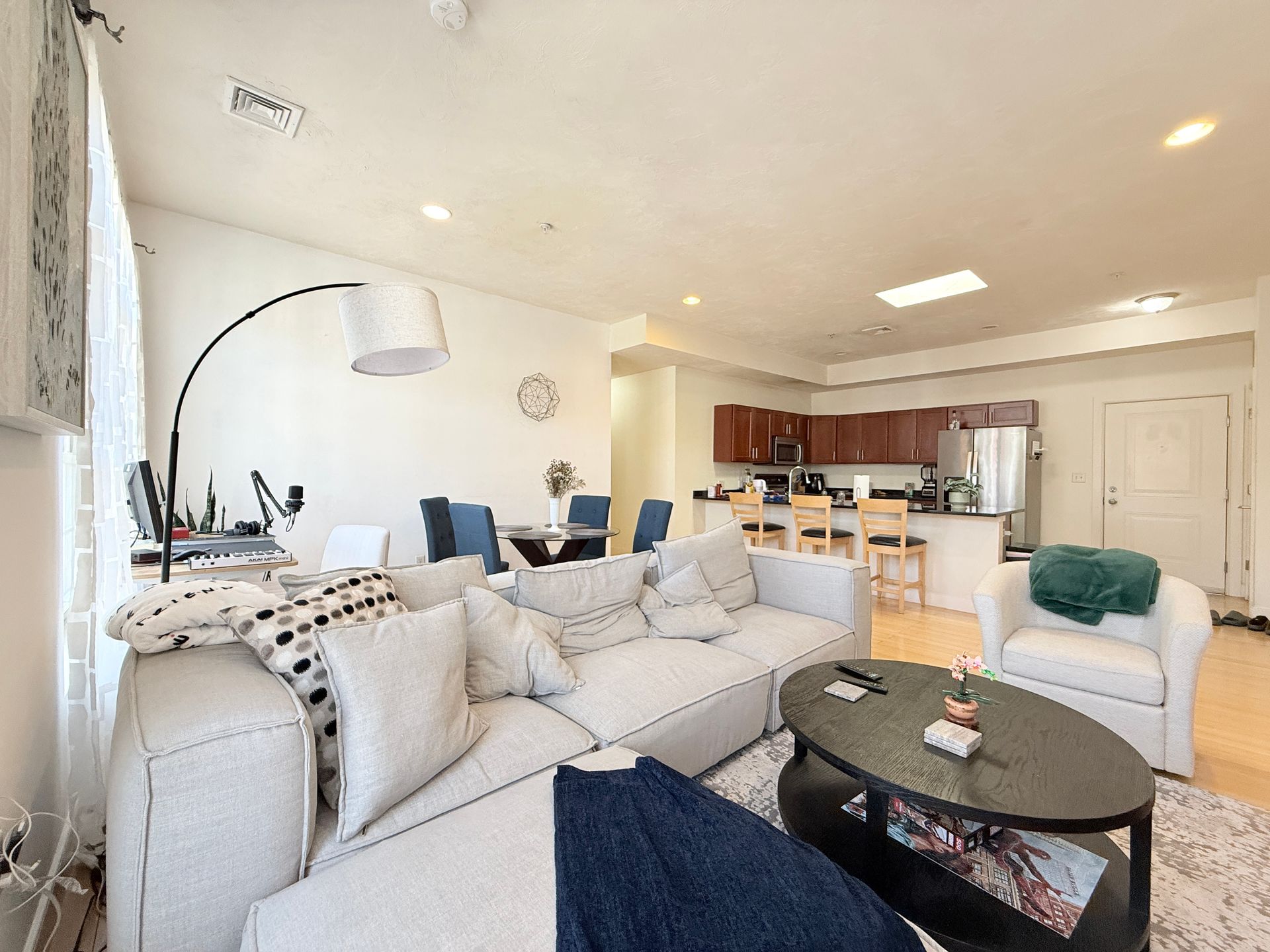 Boston Apartment: 9 Gardner Street