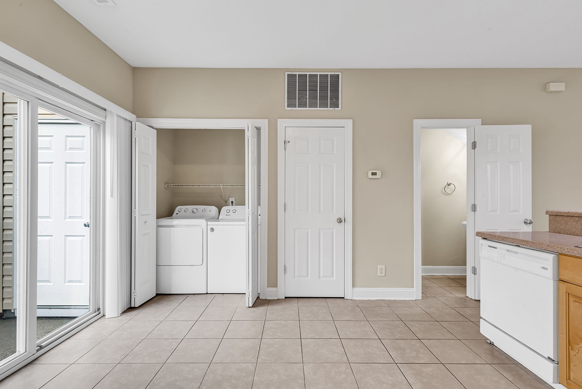 Laundry room at Sinclair Phase II (1 of 2)