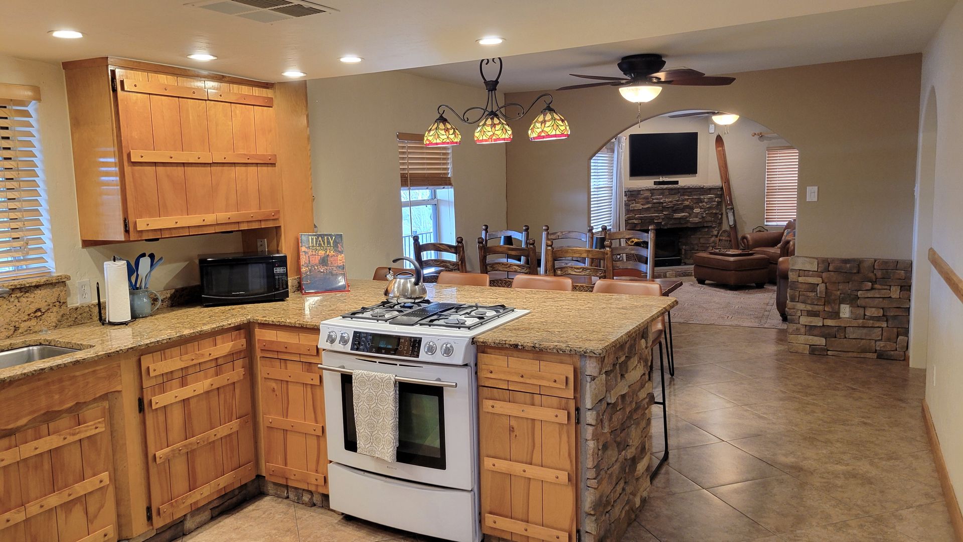 327 Circle P Drive , Prescott, AZ 86303