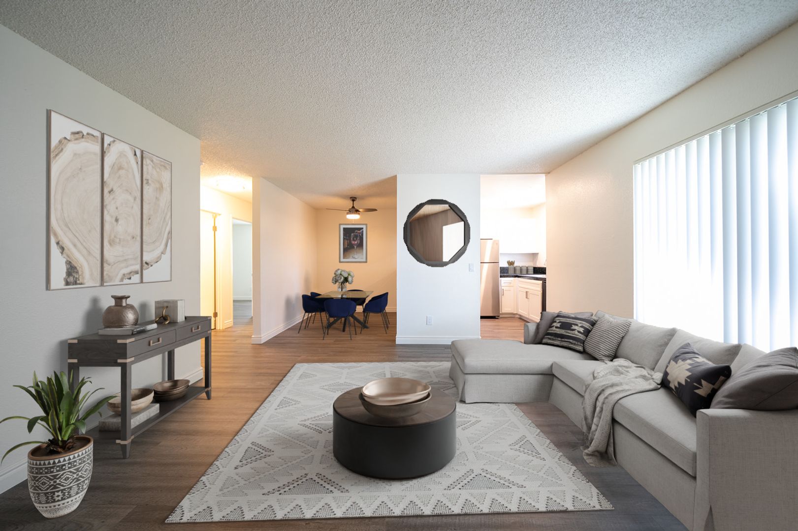 San Ysidro Apartment: 601 BlackShaw Lane