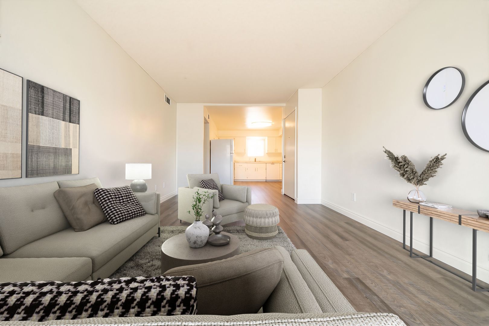 San Marcos Apartment: 305 W San Marcos